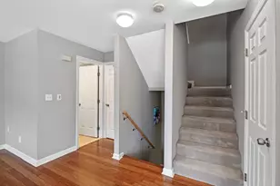 311 Gazebo Cir, Reading, MA 01867 - Photo 2