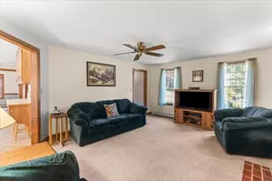260 Boxwood Ln, Bridgewater, MA 02324 - Photo 6