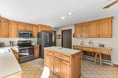 260 Boxwood Lane, Bridgewater, MA 02324 - Photo 10