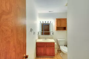 340 Sunderland Rd, Worcester, MA 01604 - Photo 14