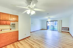 340 Sunderland Rd, Worcester, MA 01604 - Photo 8