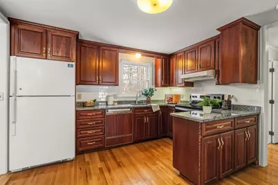 62 Wildwood Dr, Bedford, MA 01730 - Photo 14