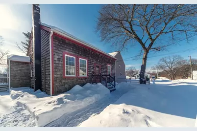67 Norton St, Attleboro, MA 02703 - Photo 2