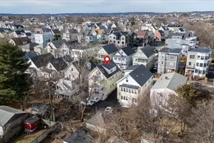 77 Fremont St, Somerville, MA 02145 - Photo 30