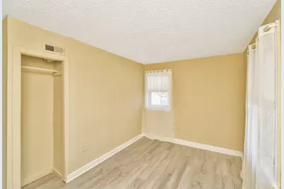 189 N Warren Ave #3, Brockton, MA 02301 - Photo 8