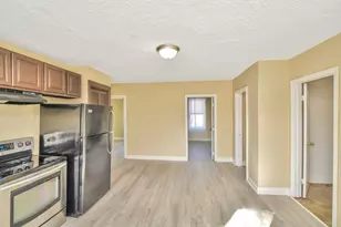 189 N Warren Ave, Brockton, MA 02301 - Photo 6