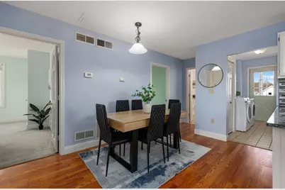 6 Arthur St #3, Salem, MA 01970 - Photo 2