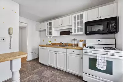 16 Grove Sq #16, Randolph, MA 02368 - Photo 6