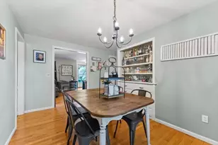 128 Hadley St, Springfield, MA 01118 - Photo 8