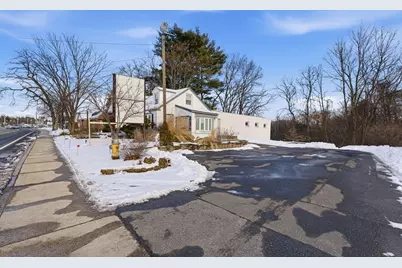 438 Center Street, Ludlow, MA 01056 - Photo 16