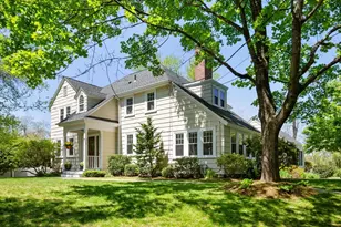 212 Hawthorne Ln, Concord, MA 01742 - Photo 2