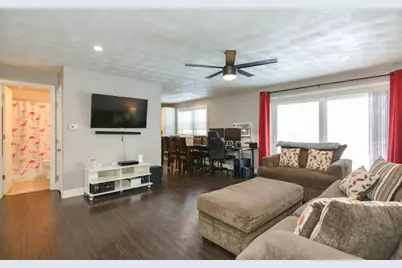 60 Edgelawn #1, North Andover, MA 01845 - Photo 2