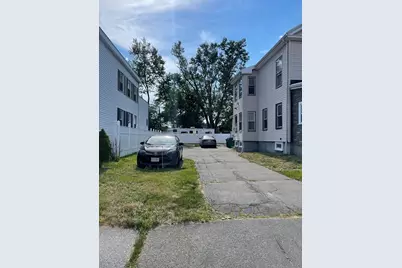 22 Almont #2, Medford, MA 02155 - Photo 12