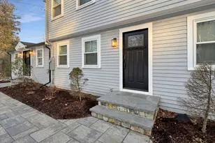 82 Pleasant St, Westford, MA 01886 - Photo 4