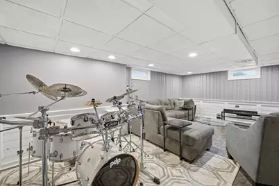 101 Dearborn Street, East Longmeadow, MA 01028 - Photo 28