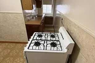 25 7th, New Bedford, MA 02740 - Photo 32