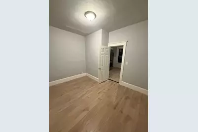 143 Dorcester, Worcester, MA 01604 - Photo 10