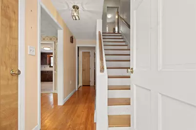 16 Briarwood Avenue, Reading, MA 01867 - Photo 4