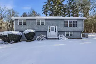 19 Dunster Ln, Scituate, MA 02066 - Photo 2
