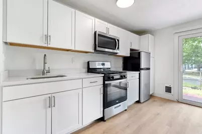 55 Broad Street #3, Lynn, MA 01902 - Photo 2