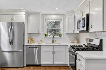 21 Woodside Road, Billerica, MA 01862 - Photo 4