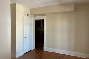 1719 Northampton, Holyoke, MA 01040 - Photo 8