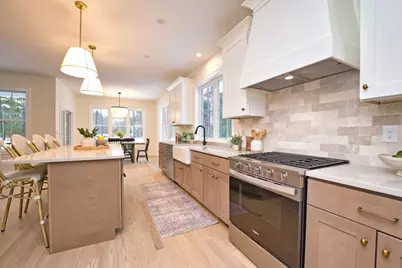 408 Flag Swamp Rd, Dartmouth, MA 02747 - Photo 8