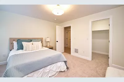 408 Flag Swamp Rd, Dartmouth, MA 02747 - Photo 32