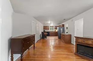 18 Edinboro, Brockton, MA 02301 - Photo 2