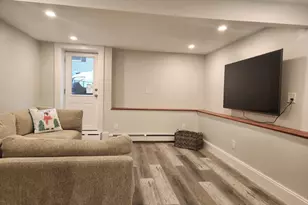 150 Centre St, Quincy, MA 02169 - Photo 12