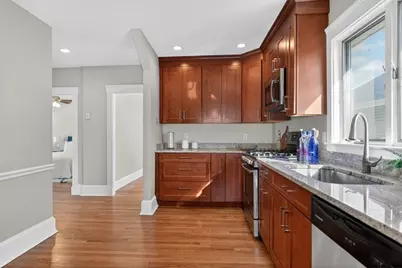 68-70 Hamlet, Arlington, MA 02474 - Photo 8