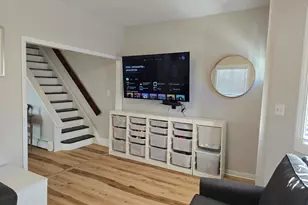 52 Sidney St, Lowell, MA 01852 - Photo 10