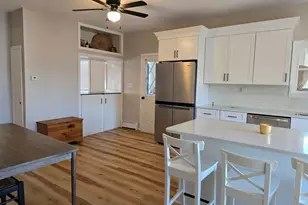 52 Sidney St, Lowell, MA 01852 - Photo 4