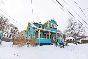 8 Hampton Cir, Hull, MA 02045 - Photo 4