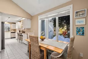 5 Pickwick Way, Wayland, MA 01778 - Photo 10