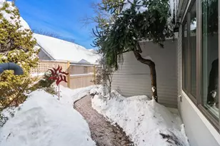 5 Pickwick Way, Wayland, MA 01778 - Photo 30