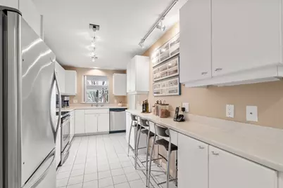 5 Pickwick Way #5, Wayland, MA 01778 - Photo 8