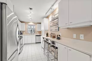 5 Pickwick Way, Wayland, MA 01778 - Photo 8