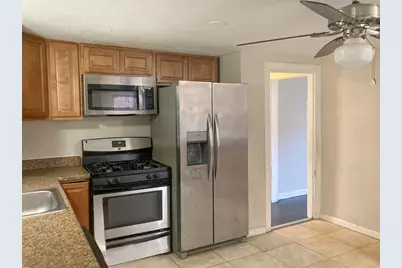 14 Avondale Street, Boston, MA 02124 - Photo 4