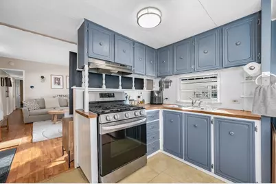 8 F St, Merrimac, MA 01860 - Photo 10