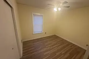 60 Walnut St, Chicopee, MA 01020 - Photo 4