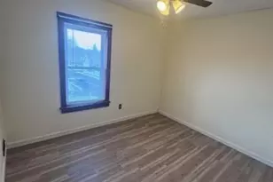 60 Walnut St, Chicopee, MA 01020 - Photo 10