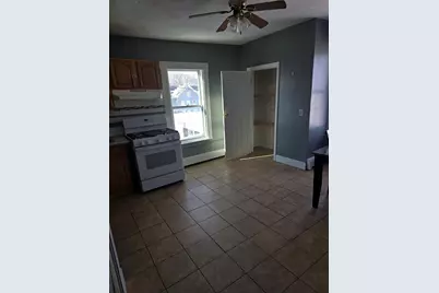 555 Main St #3, Brockton, MA 02301 - Photo 8