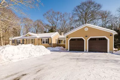 185 Moulton Street, Rehoboth, MA 02769 - Photo 2