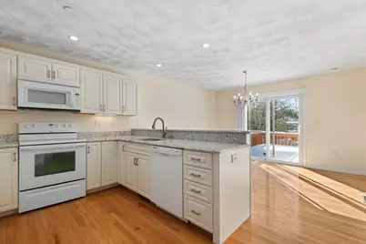 159 Allen Rd #32, Billerica, MA 01821 - Photo 2