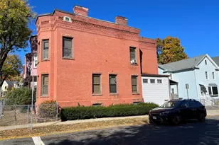 219 Suffolk St, Holyoke, MA 01040 - Photo 4