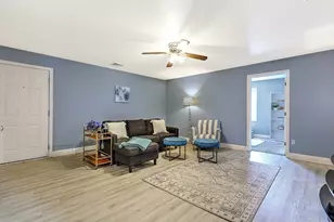 1556 N Main St, Fall River, MA 02720 - Photo 2