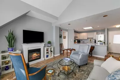 11 Church St #702, Salem, MA 01970 - Photo 8