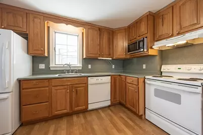 140 Concord St., Holliston, MA 01746 - Photo 16