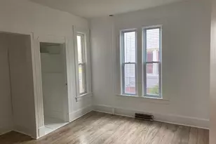 26 Hebron St, Springfield, MA 01107 - Photo 4